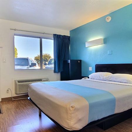 Motel 6-Carlsbad, Nm Екстер'єр фото