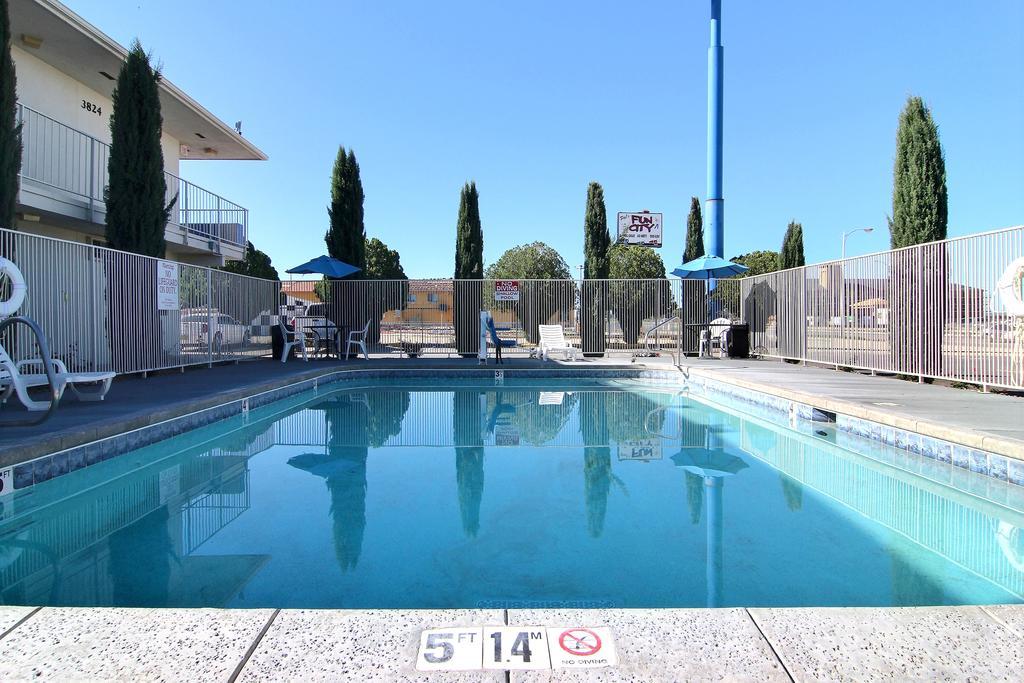 Motel 6-Carlsbad, Nm Екстер'єр фото